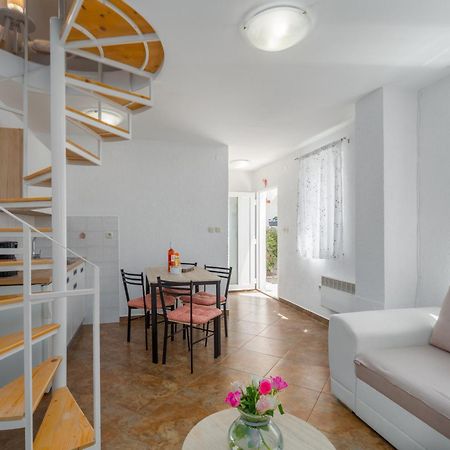 Apartment Leni Near Beach Poreč Zewnętrze zdjęcie