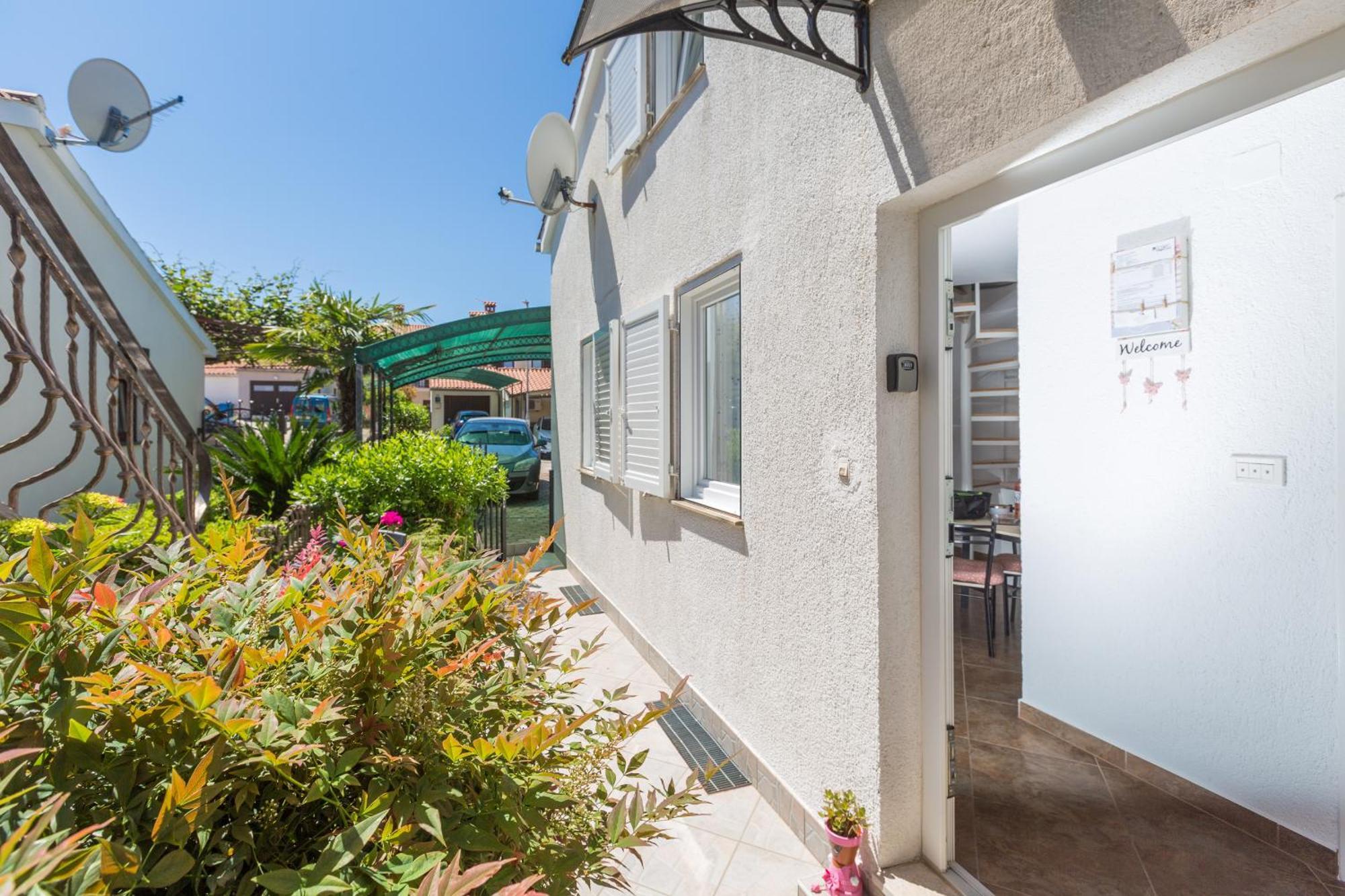 Apartment Leni Near Beach Poreč Zewnętrze zdjęcie